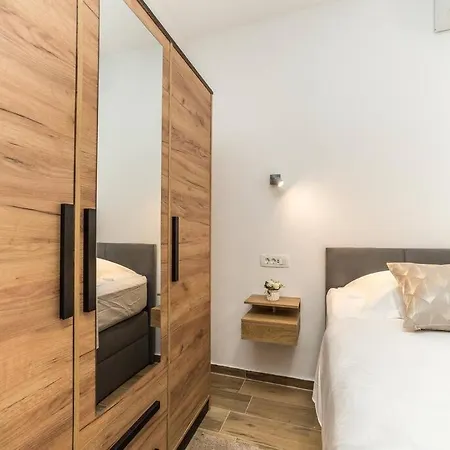 Zorenija Apartment